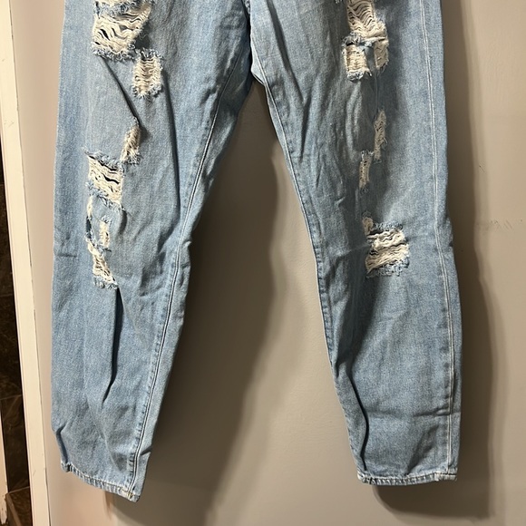 Jeans - Picture 2 of 7